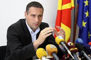 Konkurs za savjetnike: Makedonski ministar traži genijalce