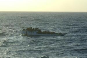 Prevrnuo se brod kod obale Bangladeša: 50 ljudi nestalo, 23 spašeno