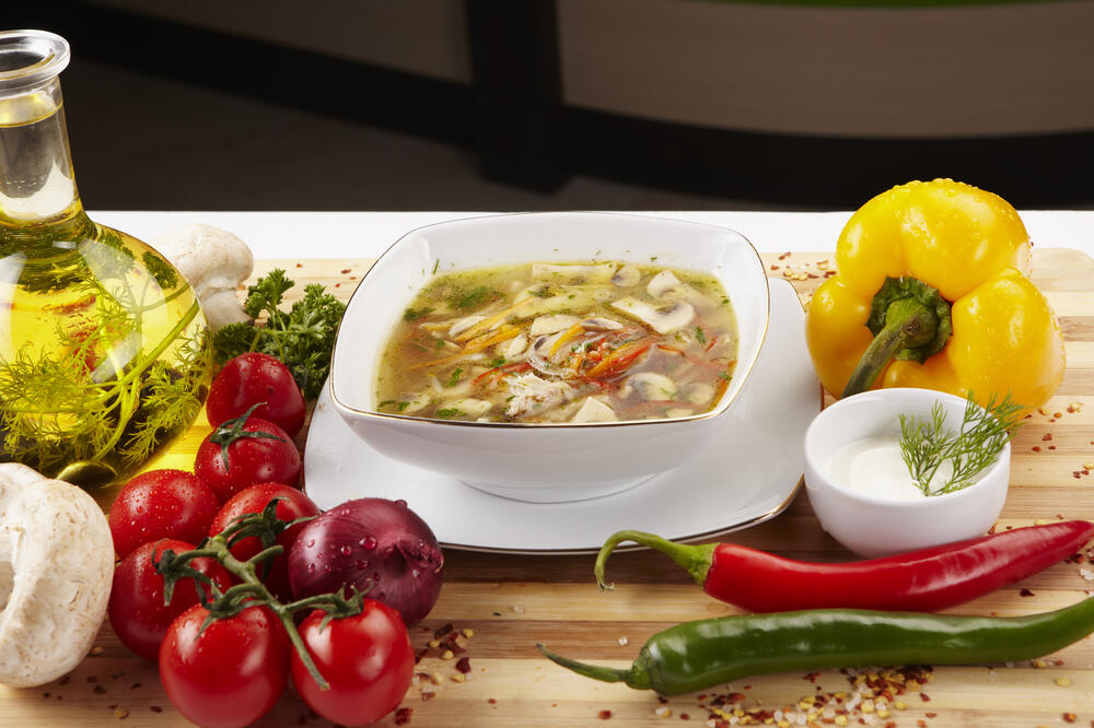 Piletina sa krem supom, Foto: Shutterstock.com