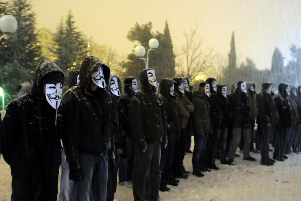 Anonimusi u Podgorici, Foto: Savo Prelević