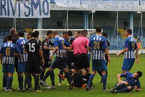 Mržnja i na Fejsbuku: "Utjerali smo ih u kućaru!“