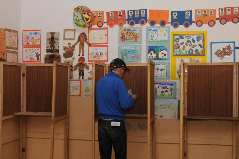 Izbori 2012, Foto: Savo Prelević