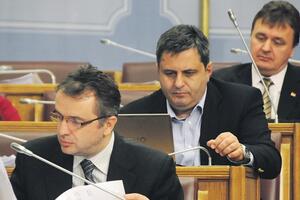 Danilović bi saradnju sa Pozitivnom, Radunoviću platforma...