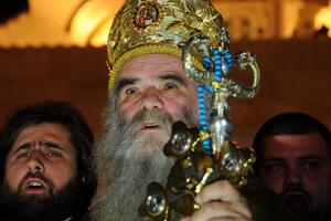 Amfilohije: Crkvu napadaju militantni dukljano-montenegrini