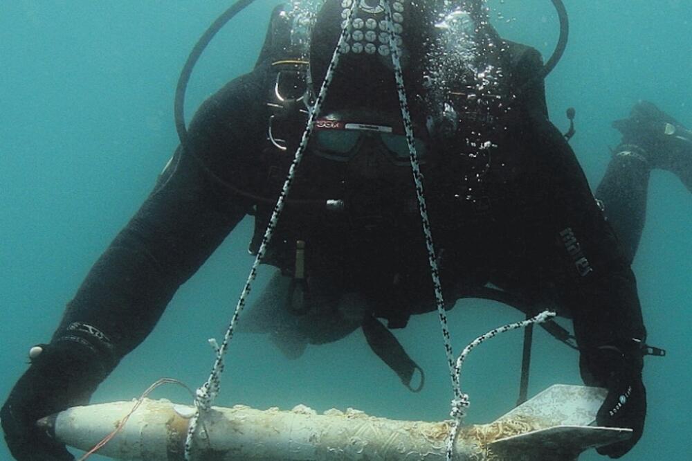 bomba, Bijela, Foto: Regionalni centar za podvodno deminiranje