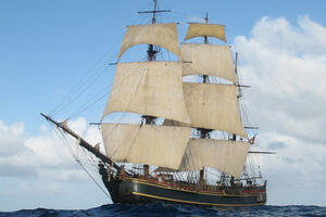 Uragan Sendi potopio čuveni brod "Bounty"