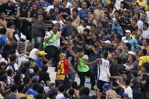 Dva redara poginula na argentinskom „superklasiku”