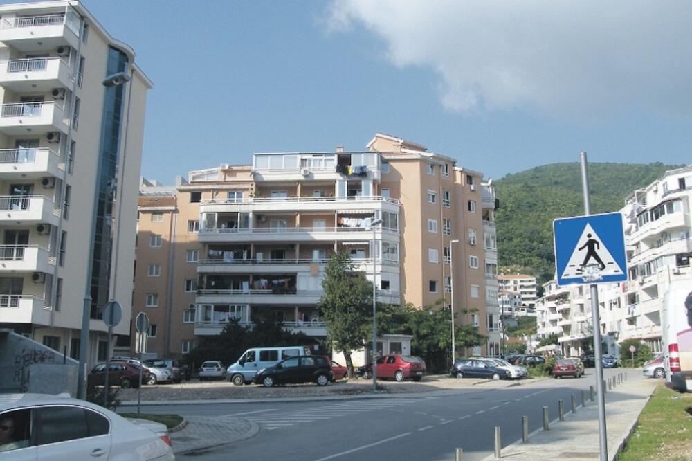 Zgrade Budvanske rivijere, Foto: Vuk Lajović