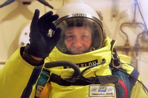 Penzioner hoće da obori rekord Feliksa Baumgartnera