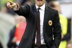 Galijani: Alegri ostaje trener Milana