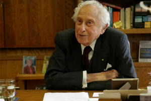 Umro Stenford Ovšinski