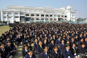 Najveća škola na svijetu ima 45.000 đaka