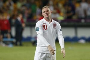 Runi prvi put kapiten u takmičarskom meču