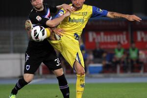 Pobjeda Kjeva, remi Đenove i Palerma