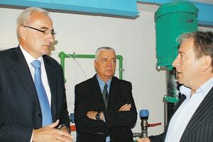 Voda u Šipačno stigla na izbornim talasima