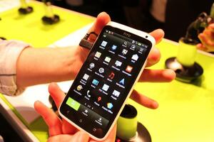 HTC predstavio One X+, jedan od najmoćnijih Android uređaja