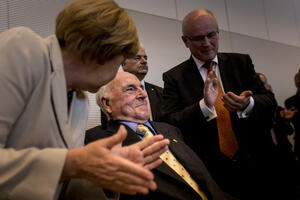 Helmut Kol: Evropa ne smije više nikad upasti u rat