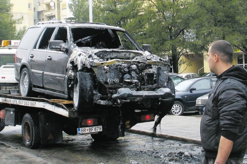 Bar, pucnjava, Marko Radonjić, Nemanja Milić, Marko Gojčević, Foto: Anto Baković