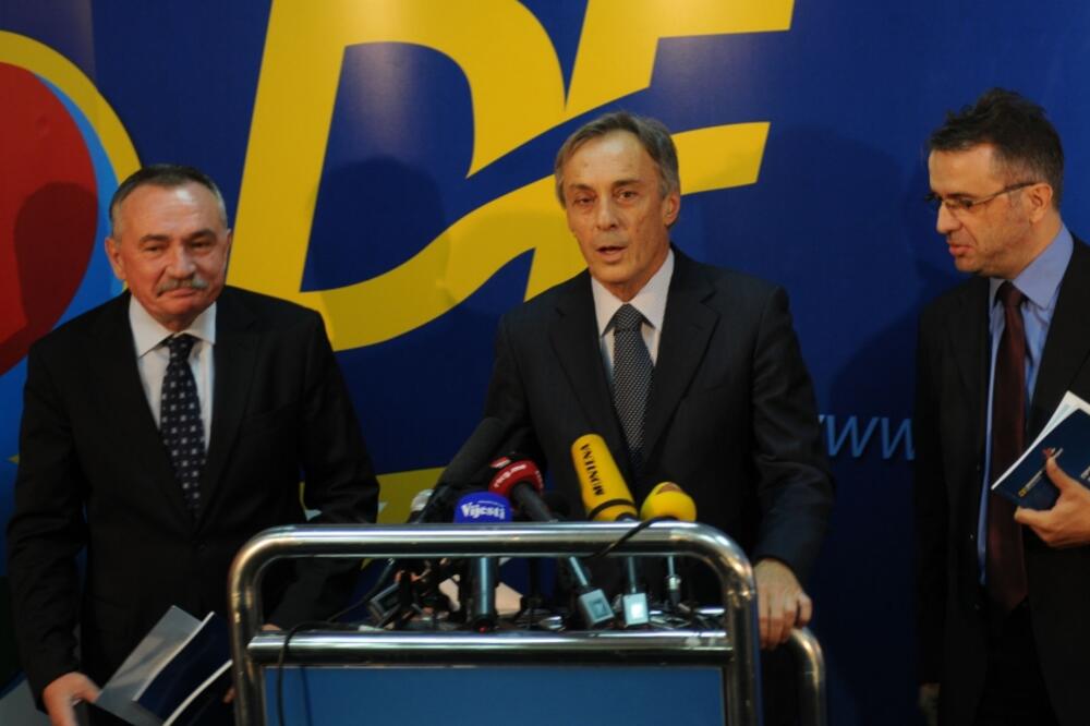 Demokratski front, Foto: Savo Prelević