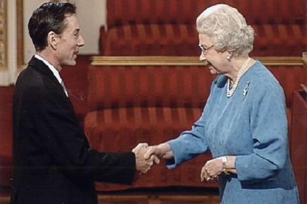 Frenk Gardner, Elizabeta, Foto: Frankgardner.co.uk