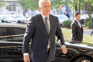 Lipka uručio poziv Markoviću