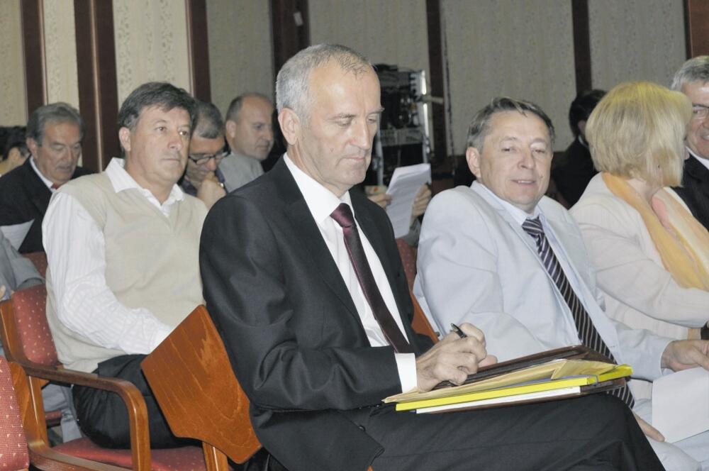 Miloje Pupović, Igor Kravčenko