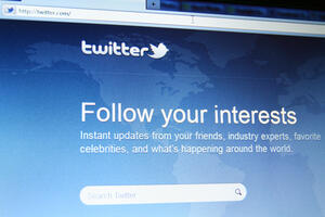 Twitter: Apple nam je uzor, FB suprotnost