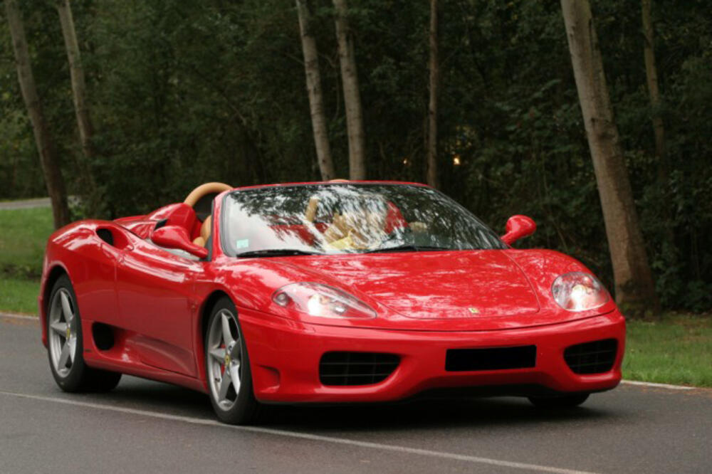 ferari, Foto: AllAuto.com