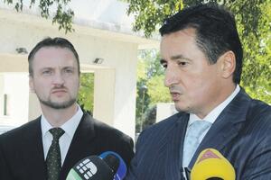 Sekulić priznaje: Agituje za DPS nastupajući kao ministar, tokom...