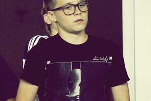 Najstariji sin Bekamovih obožava fudbal, ali i modu