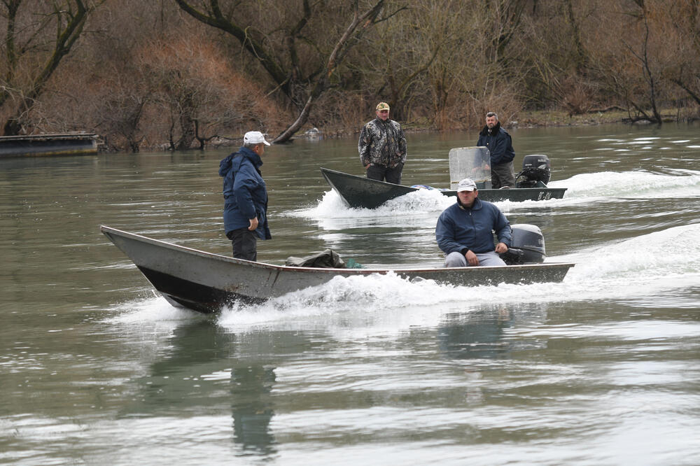 Potraga se nastavlja, Foto: Savo Prelević