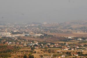 Požara u Podgorici manje, lakše se diše