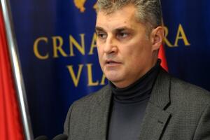 Brajović: Vlada će tražiti da se glasa starim ličnim kartama