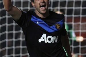 Majkl Oven potpisao za Stouk