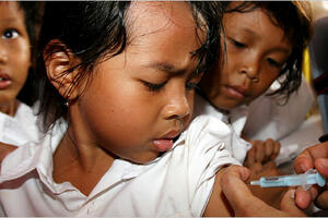 50 odsto ljekova u Africi je lažno, dr Dodo izumio aparat za...