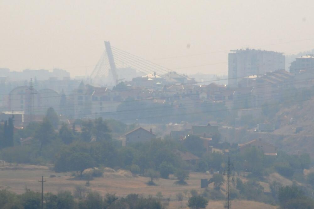 Podgorica, dim, Foto: Vesko Belojević