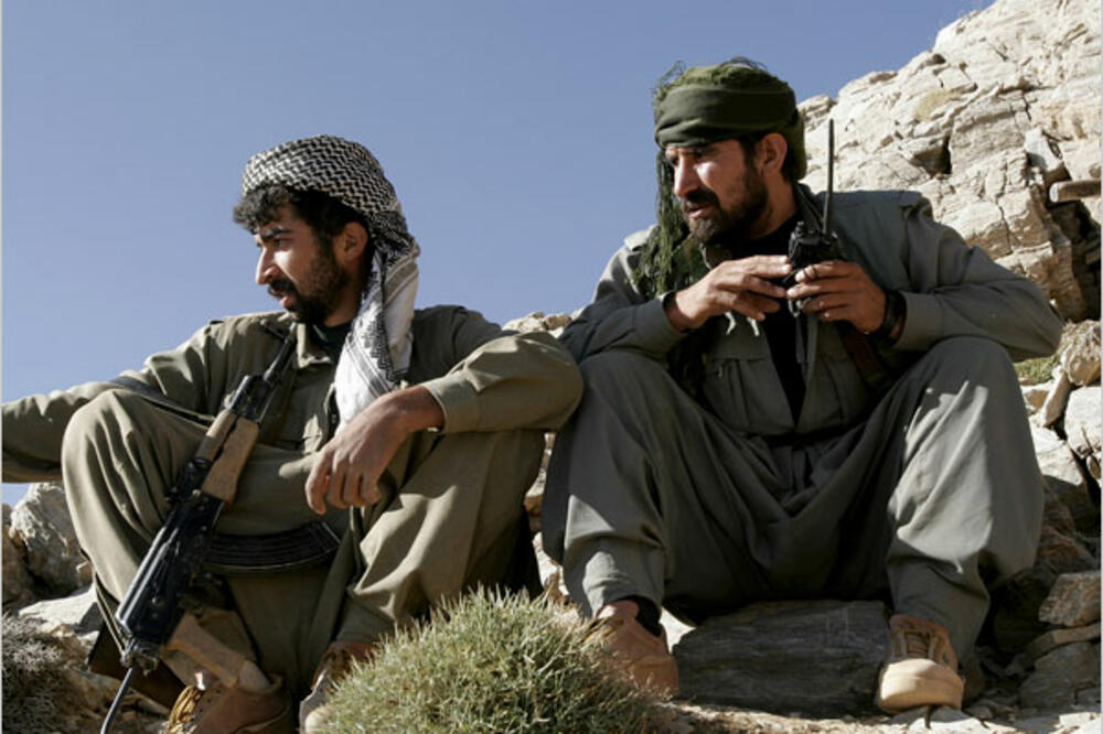 Kurdi u planinama, Foto: Firat