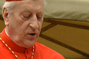 Slovenka tvrdi da je imala intimne odnose sa kardinalom, sin traži...