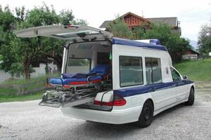 Austrija: Ukrao kola hitne pomoći, ostavio ih, kasnije ga ista...