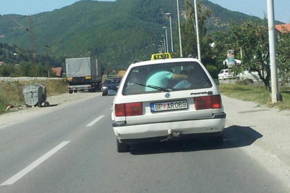 taksi Bijelo Polje, Foto: Čitalac reporter, Čitalac reporter