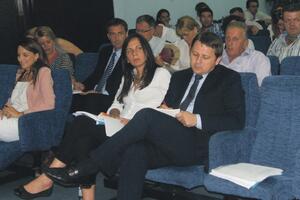 Štednja u budvanskoj Opštini: Rađenoviću plata 868 eura