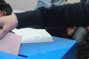 Na predstojećim izborima pravo glasa imaće 509.593 birača