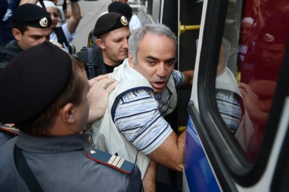Kasparov hapšenje, Foto: RT