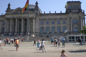 Njemačka: Sud dozvolio izlaganje karikature proroka Muhameda