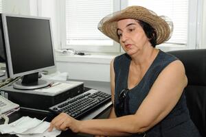 Ogorčena na Prvu banku: Primam 33 eura,  a uzeli mi jedan