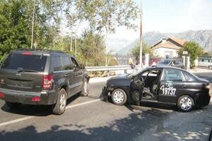 Bez povrijeđenih u udesu u Kotoru