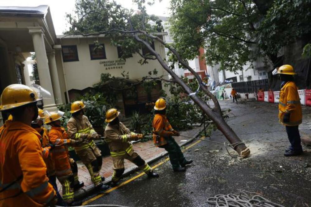 Tajfun Hong Kong, Foto: Tanjug
