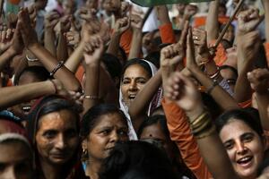 Indija: Demonstranti se spremaju na marš na parlament