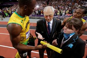 Bolt izborio štafetnu palicu za uspomenu