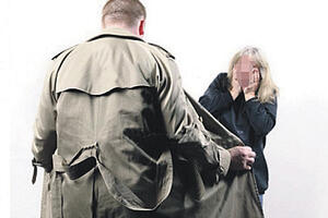 Manijak sa šipkom napada ljubavnike u okolini Podgorice